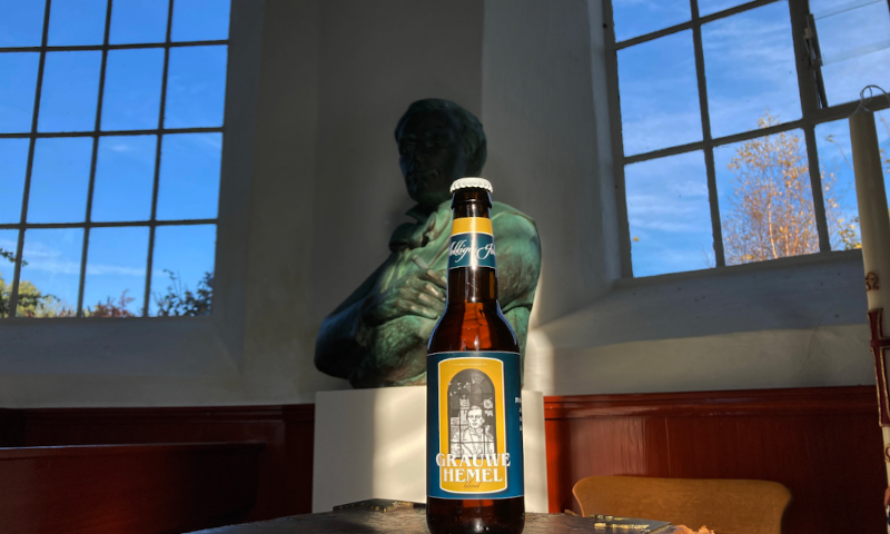 Biertje voor boek en theatervoorstelling